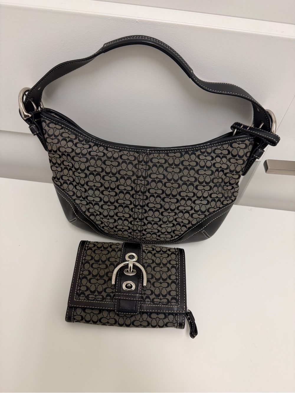 Black‎ and Grey Coach Soho bag and purse set - Picture 10 of 13